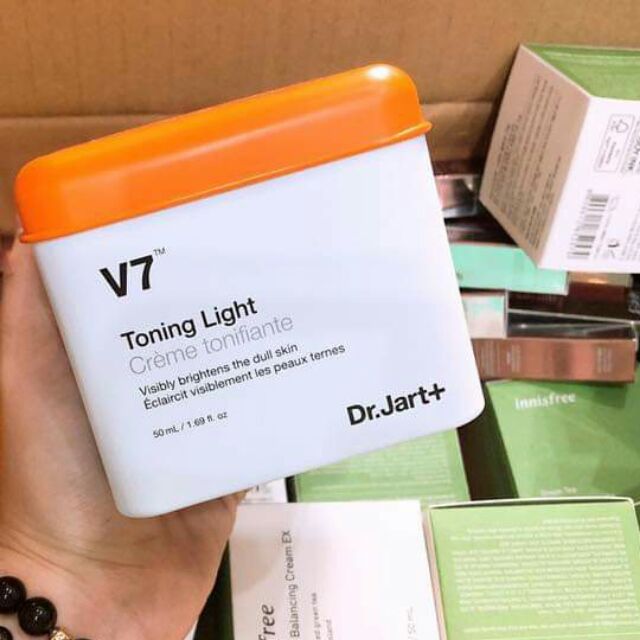 Kem V7 TONING LIGHT