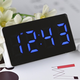 Đồng hồ báo thức kỹ thuật số để bàn có đèn LED