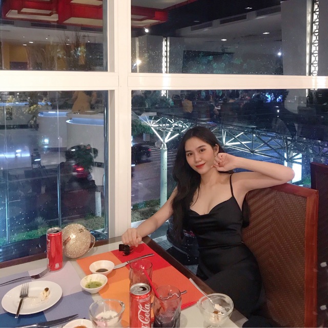 Thanh lý: Đầm sang chảnh