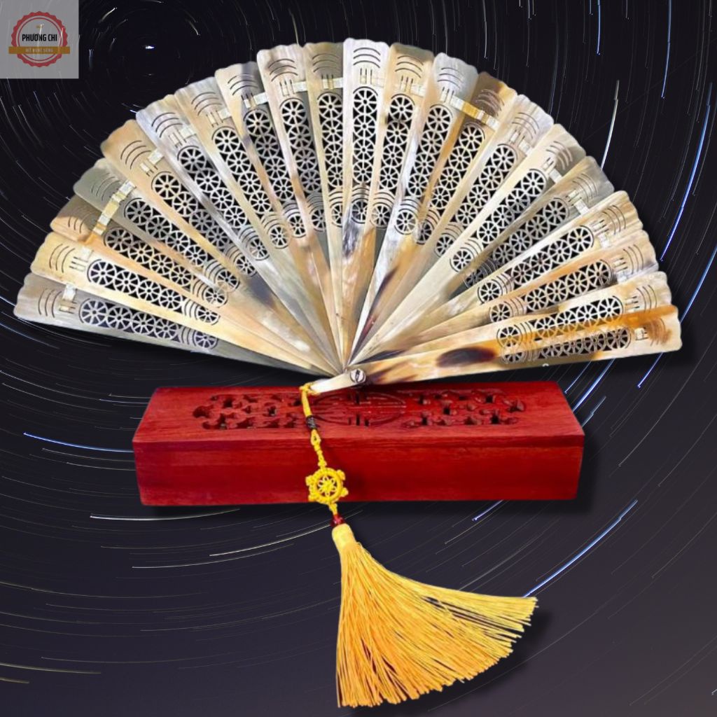 Quạt sừng trâu phong thủy , quạt cầm tay trưng bày, hầu đồng hàng đẹp, tặng kèm 1 hộp gỗ | Mỹ nghệ phương chi