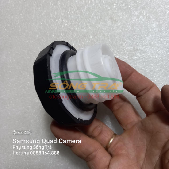 NẮP BÌNH XĂNG KIA CARENS, MORNING. HÀNG BỀN, CHẮC CHẮN, KÍN KHÍT. SHOP BẢO HÀNH 1 ĐỔI 1 TRONG 1 NĂM.