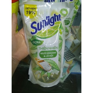 Túi rửa chén Sunlight thiên nhiên muối và lô hội 725ml