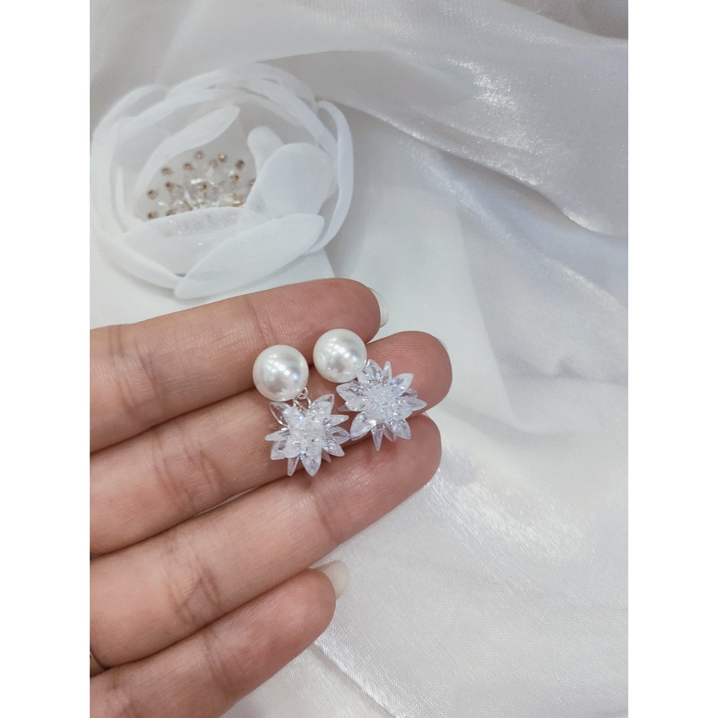 Khuyên tai nữ Bạc 925 bông tuyết đính ngọc xinh xắn - Bông tai nữ Bạc 925 - Trang sức OBE Jewelry đi tiệc, cưới hỏi