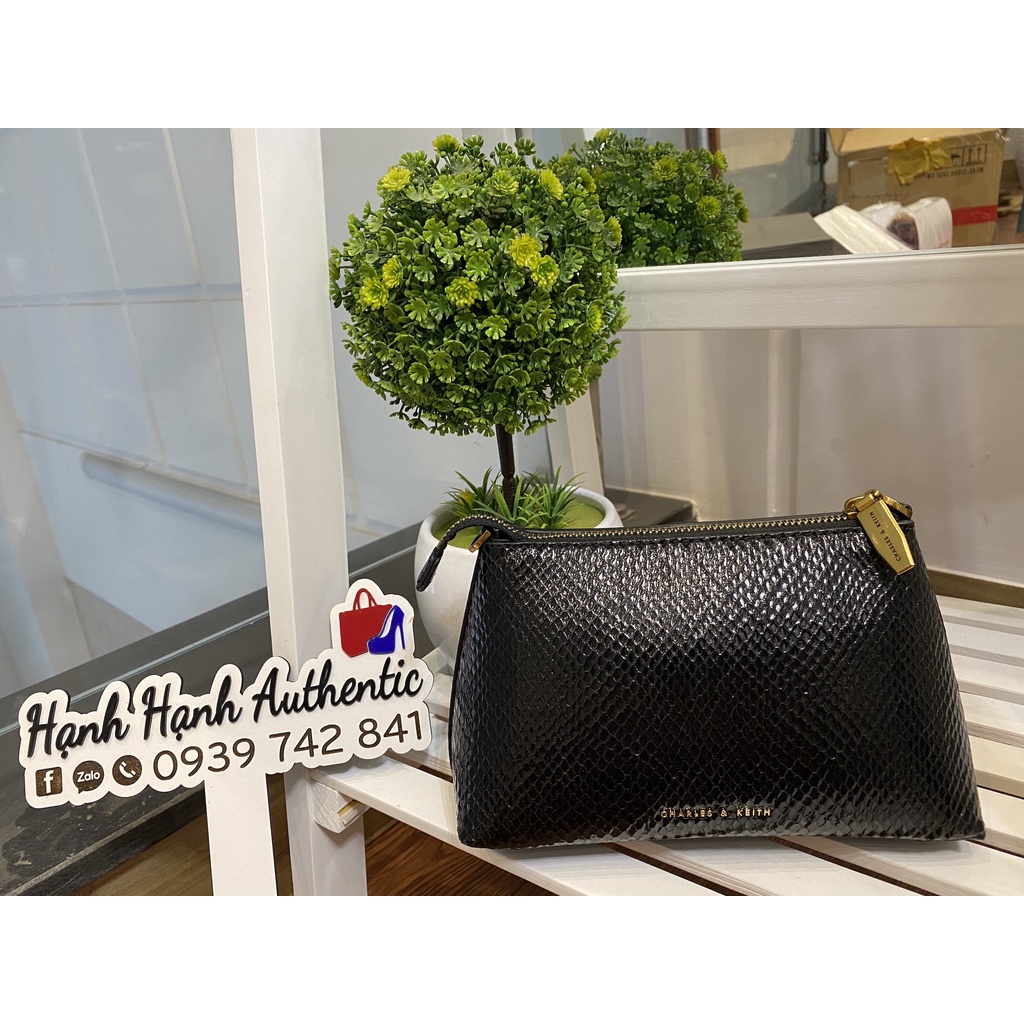 Túi Ck đeo vai mã 50781562 size 20