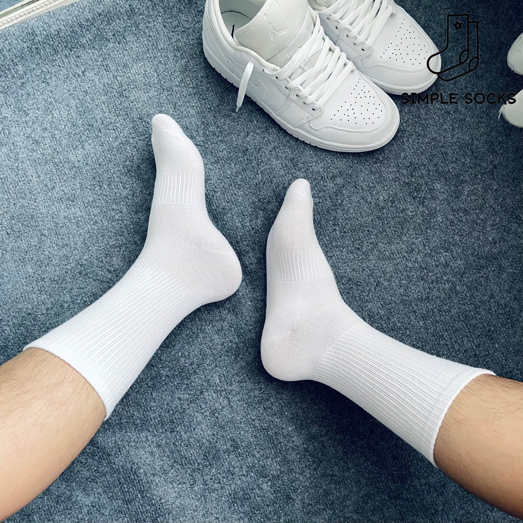 Tất Vớ Trơn Cổ Cao, Cổ Trung Nam Nữ 💖FREESHIP💖Tất Dài Màu Trắng Đen Thời Trang Unisex Style Hàn Quốc Cân Mọi Outfit