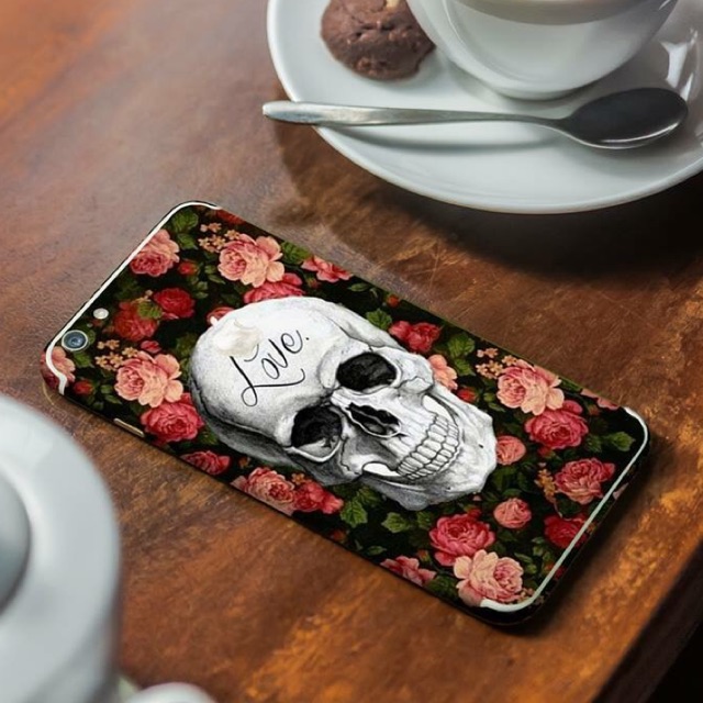 Skin Dán Iphone Đầu Lâu Hoa