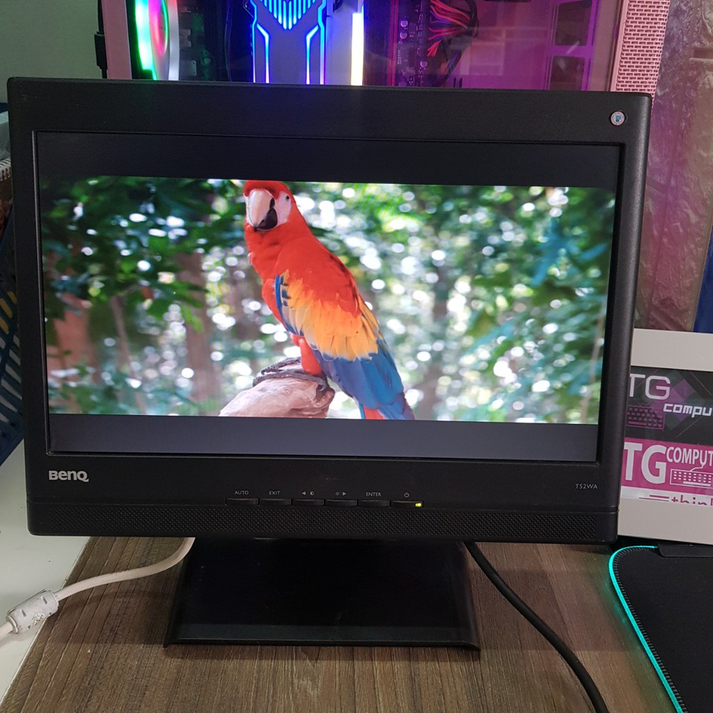 Màn hình máy tính LCD 15 inch sáng đẹp | BigBuy360 - bigbuy360.vn