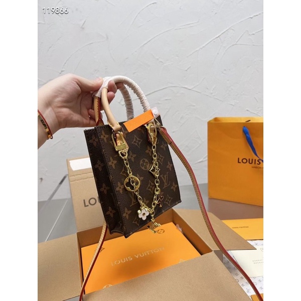 TÚI ĐEO CHÉO LVVV SUPER FULL BOX NAM CHÂM