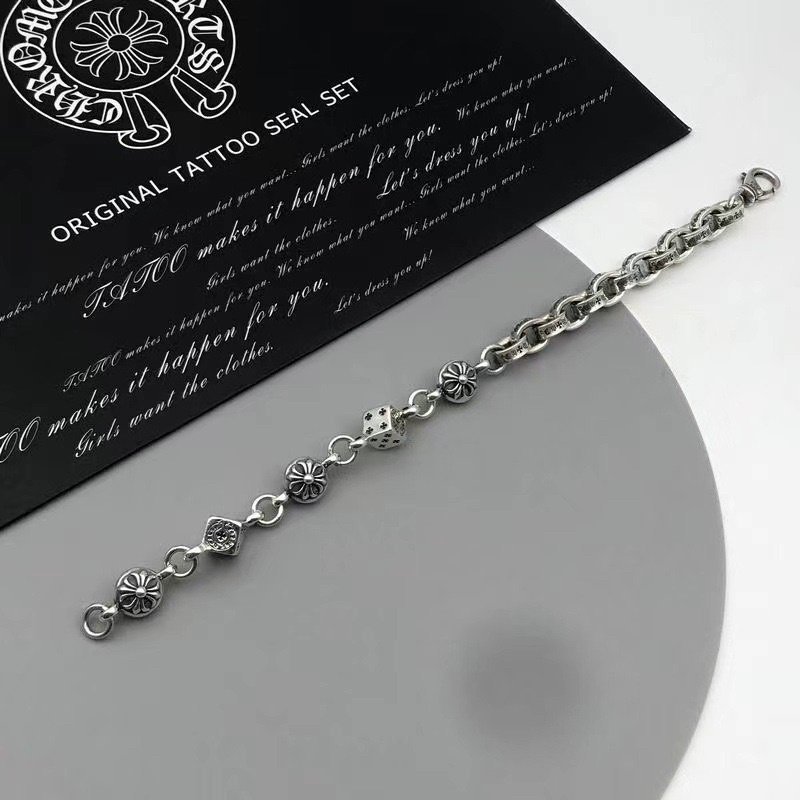 VÒNG TAY CHROME HEART XÚC XẮC THÉP TITAN CH-39 -Vòng Chrome heart nhỏ CH-39/Chrome heart bracelet
