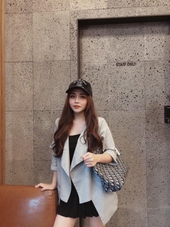 ÁO KHOÁC MỎNG KIỂU MANGTO