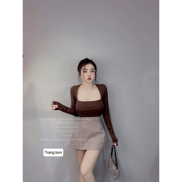 Set áo phông cổ vuông mix chân váy zic zac