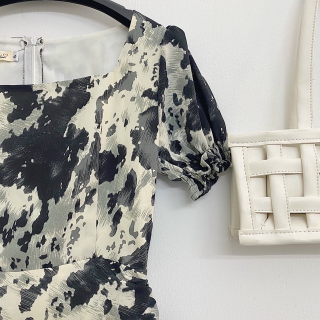 Đầm TRUELOVE DRESS thiết kế độc lạ rằn ri chất liệu voan lụa đạn kèm lót co giãn form chuẩn ôm body | BigBuy360 - bigbuy360.vn