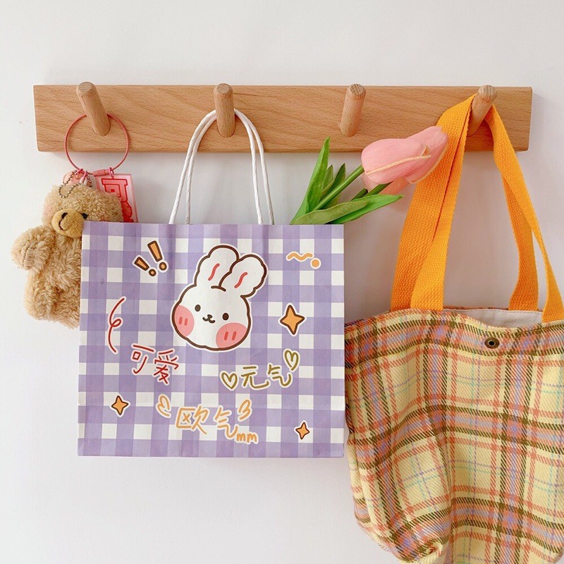 Túi giấy đựng quà tặng có quai xách hình gấu và thỏ cute