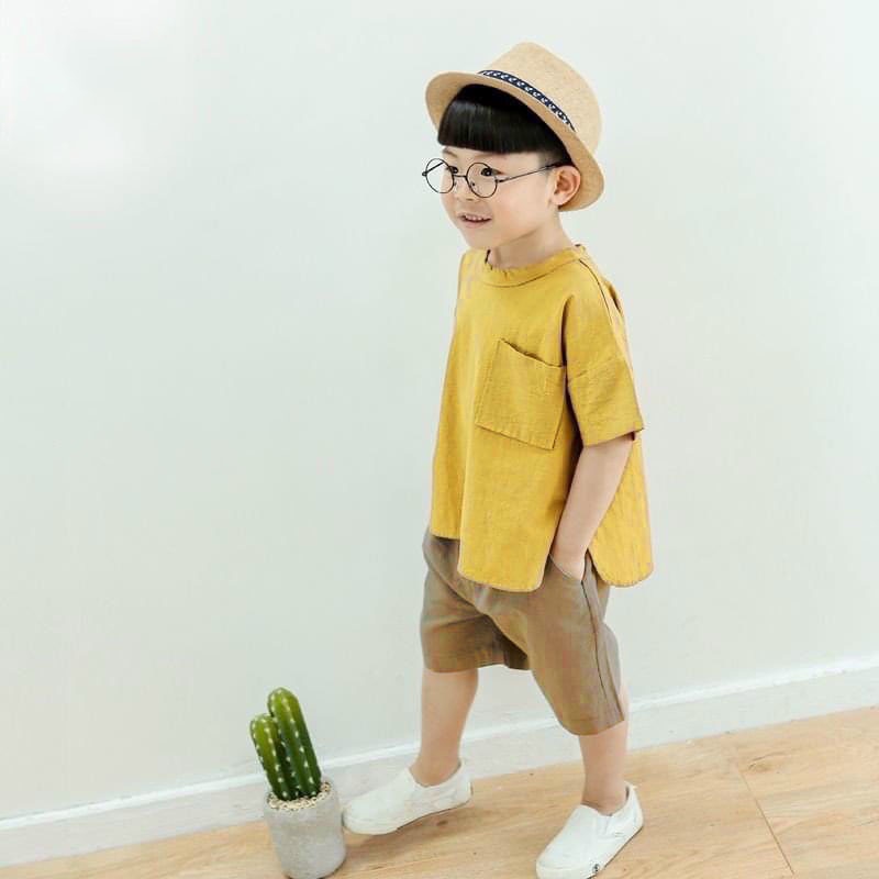 Bộ quần áo bé trai, Set áo phông ngắn tay xẻ tà túi ngực và quần đùi chất thô mềm cho bé từ 7-18 kg, SUN KID'S