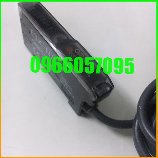 Cảm biến quang omron E3X-NA11