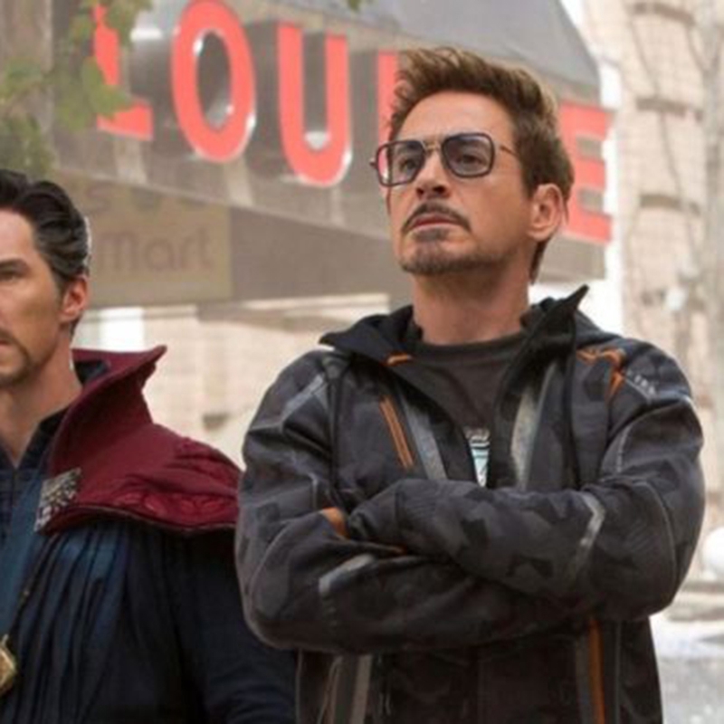Mắt kính theo phong cách Tony Stark thời trang