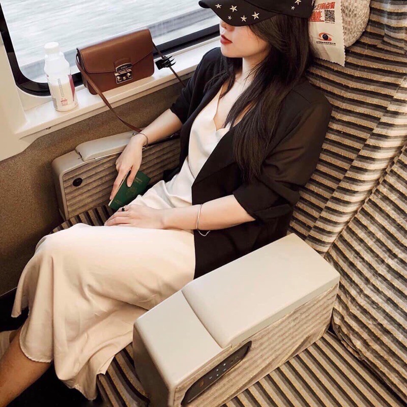 [Mã WASTMAY giảm 15% tối đa 30K đơn 150K] ⚡️BÁN SỈ⚡️Vest suông mỏng 3 màu tay lật | BigBuy360 - bigbuy360.vn