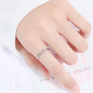Nhẫn vương miệng công chúa xinh xắn