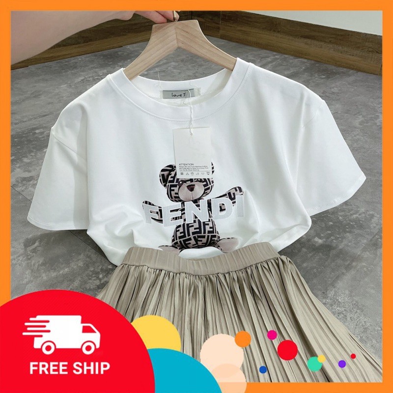 Sét Áo Phông Gấu Thụng Fendy Mix Chân Váy Dập Ly Dài   [ 𝐅𝐑𝐄𝐄 𝐒𝐇𝐈𝐏 ]  Chất Cotton Tàu Mịn 4c Cv Lụa hàn Hàng