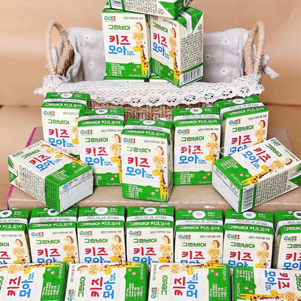 Sữa tươi, sữa nước Hikid Greenbia Kidmore 150ml cho bé từ 1y+ date 2023 - Set lốc 3 hộp