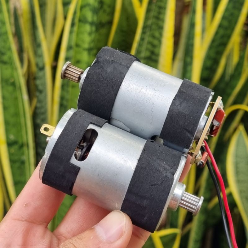 Động cơ mô tơ 555 DC 12-28V 1 vòng bi - Tháo máy hút bụi có kèm nhông 12 răng