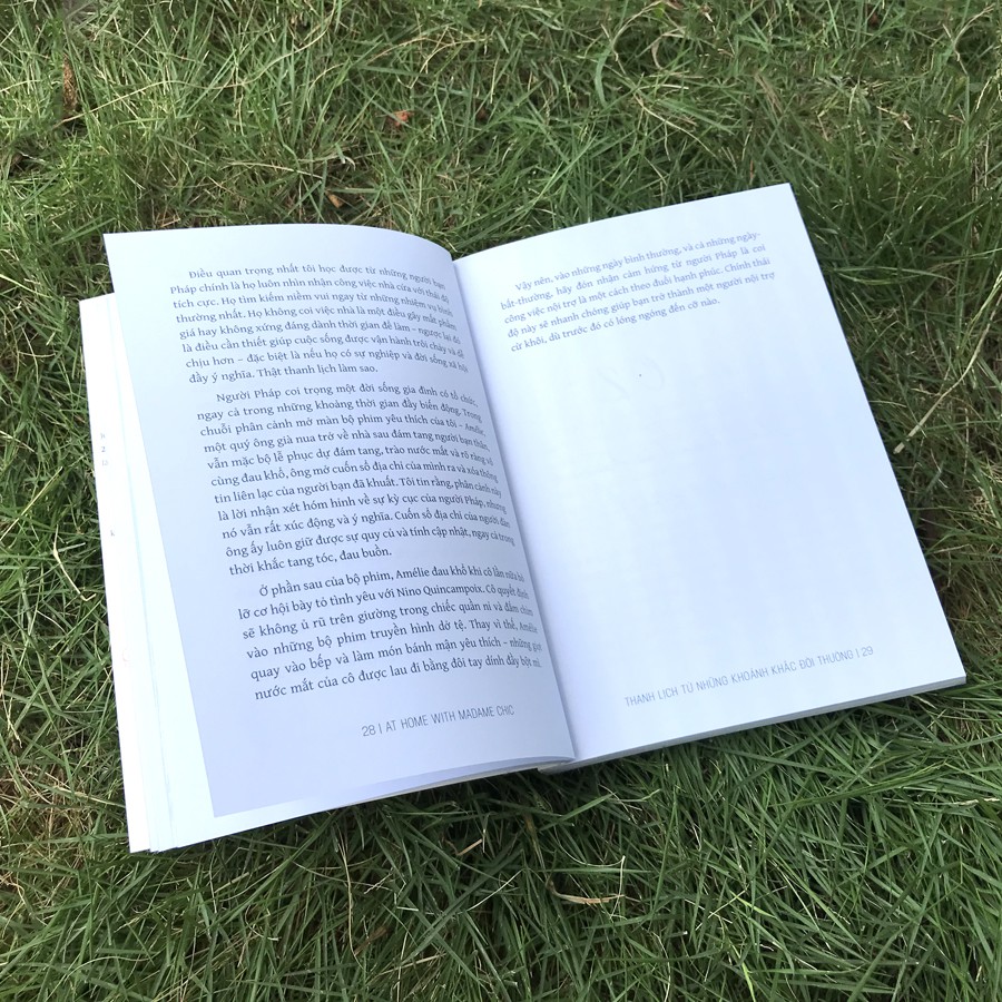 Sách - At Home With Madame Chic - Thanh Lịch Từ Những Khoảnh Khắc Đời Thường | BigBuy360 - bigbuy360.vn