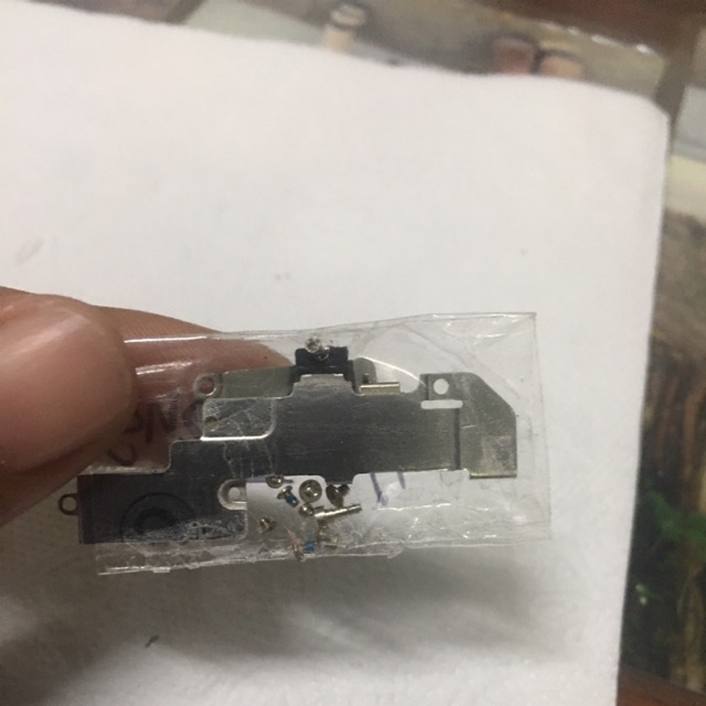 Ốc khung main iphone 4, 4s bóc máy