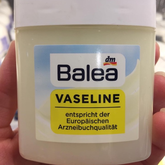 Kem nẻ BALEA VASELINE 125ml