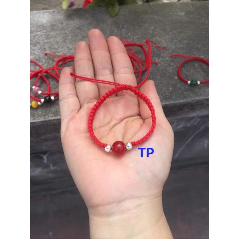 Vòng tay chỉ đỏ mix đá phong thuỷ | BigBuy360 - bigbuy360.vn