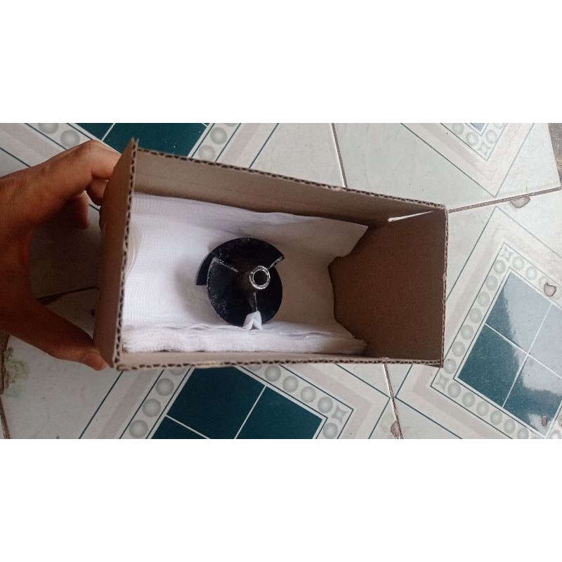 Cánh phản lực nước 100 mm .