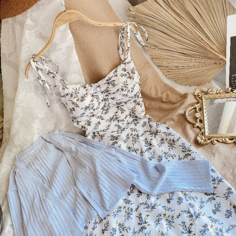 (Best Seller) Set đầm midi 2 dây hoa nhí + Khoác cardigan lửng xanh | BigBuy360 - bigbuy360.vn