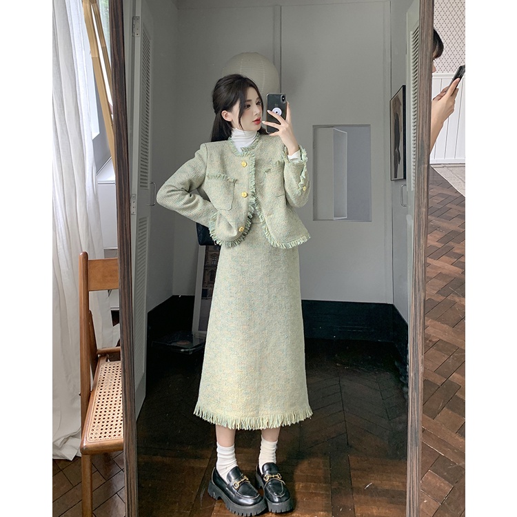 Set dạ tweed màu xanh cốm siêu xinh sang chảnh cho nàng diện đông Inin Shop