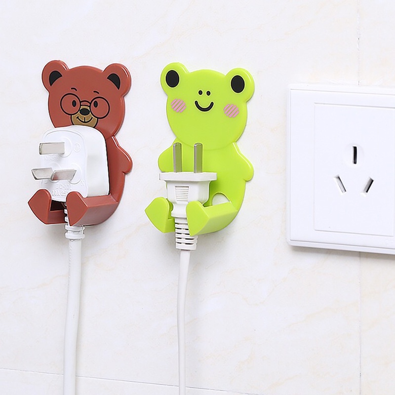 Móc Dán Tường Treo Phích Cắm Điện Hình Gấu Hoạt Hình