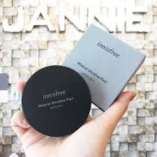 Phấn phủ Innisfree Mineral Ultrafine Pact 12g (Mẫu mới 2019)