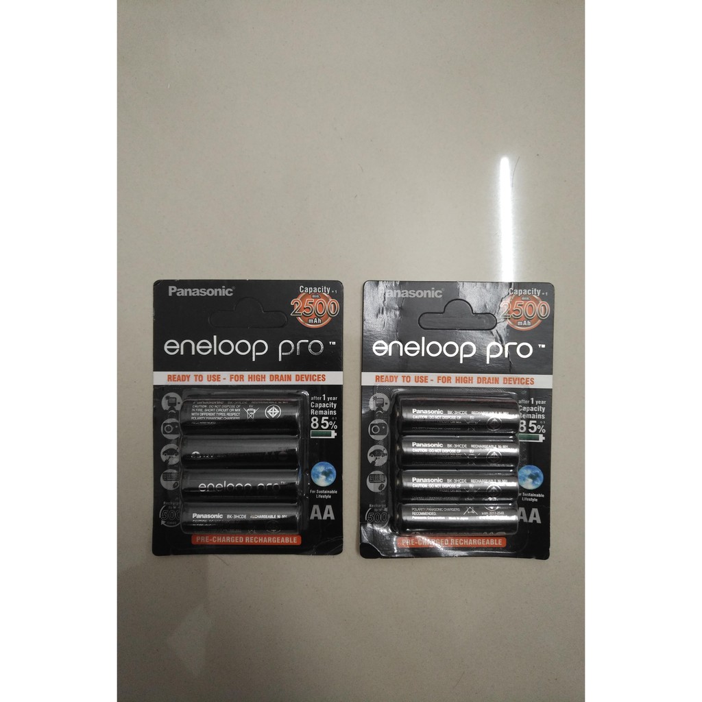 Bộ 4 pin sạc AA Panasonic Eneloop PRO 2500mah JAPAN (Đen)