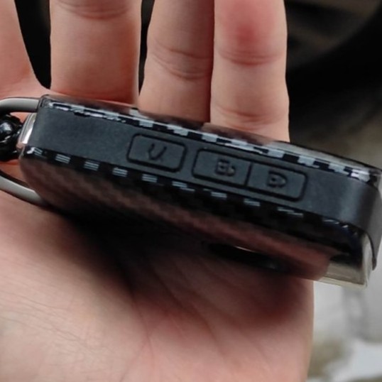 🔥HCM-Ốp chìa khóa cacbon Xe Mazda 3 2020 2021 Cao Cấp kèm móc treo