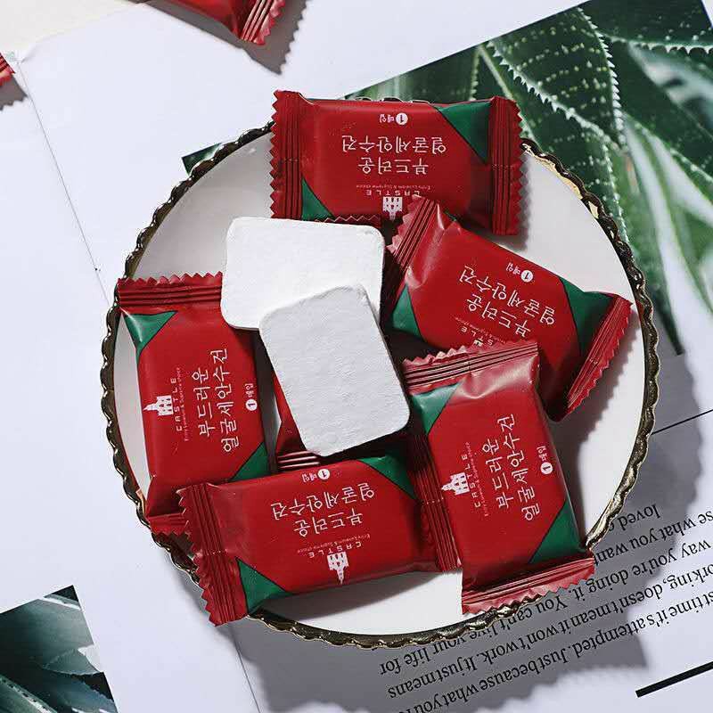 Túi 20 khăn giấy nén Hàn Quốc, dạng viên kẹo dùng 1 lần