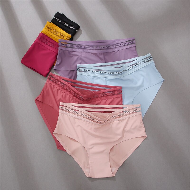 Quần lót TAKETALK không đường may lưng in chữ cái size L-2XL thời trang dành cho nữ