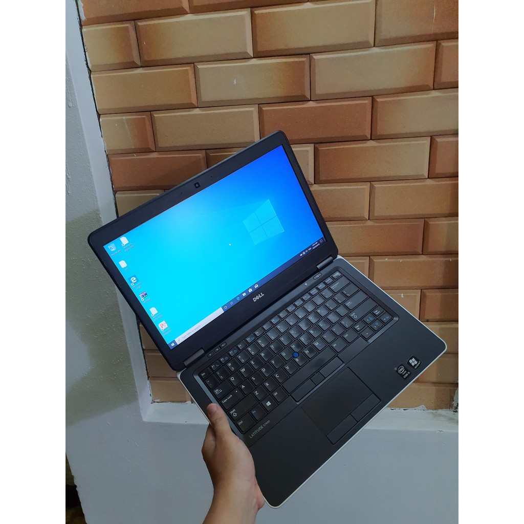 Laptop cũ Ultrabook Dell Latitude E7440 Màn Hình FullHD i7 4600U, 8GB, SSD 256GB