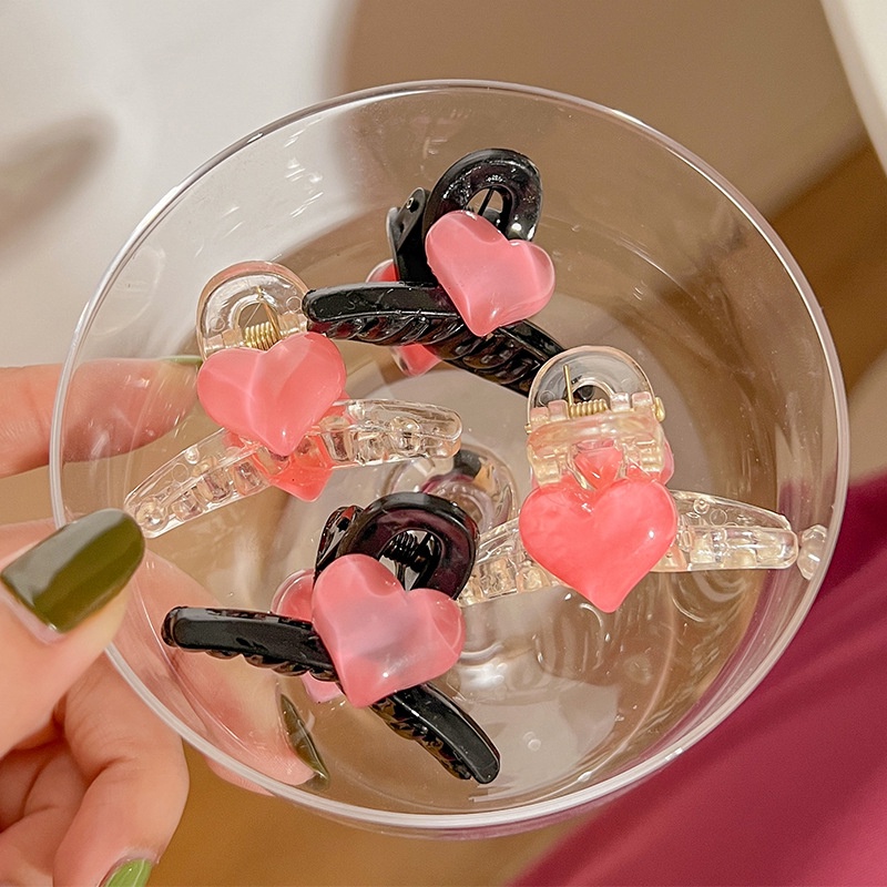 Kẹp Tóc Mái Bên Trái Tim Dongdaemun Năm 2022