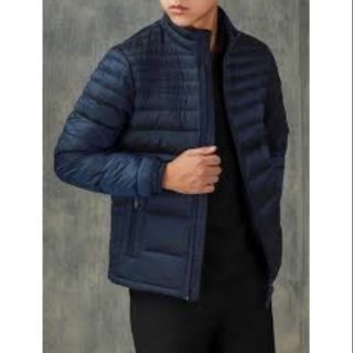 tặng kèm 1 áo nỉ dài tay. Áo khoác Lông vũ ARISTINO. (Gốc 2250k)