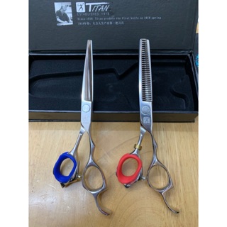 KÉO CẮT TÓC TITAN 6 inch AT-03/AT-03-B chuyên dùng cho barber / salon
