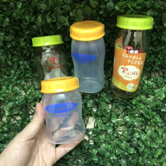 Nắp tròn xoay trữ sữa cho bình cổ rộng