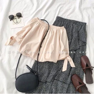 Set áo trễ vai + chân váy hoa nhí