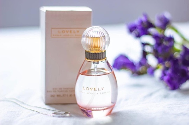 Nước hoa Lovely by Sarah Jessica Parker EDP Spray / Chuẩn authentic