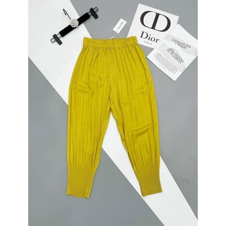 Quần dài xếp ly