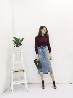 Chân váy denim rách cạp cao