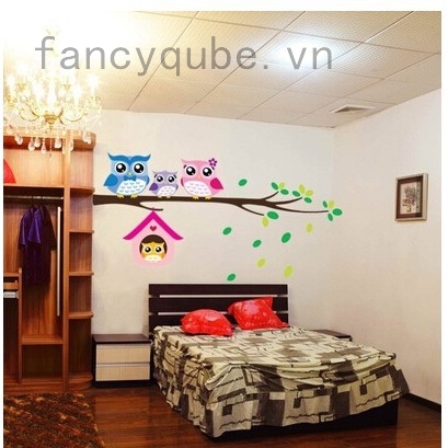 Đề can dán tường trang trí họa tiết gia đình cú hoạt hình ngộ nghĩnh