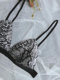 ẢNH THẬT ♥ Bralette Da Rắn - Thiết Kế Cao Cấp