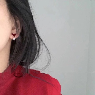 Bông tai trái tim